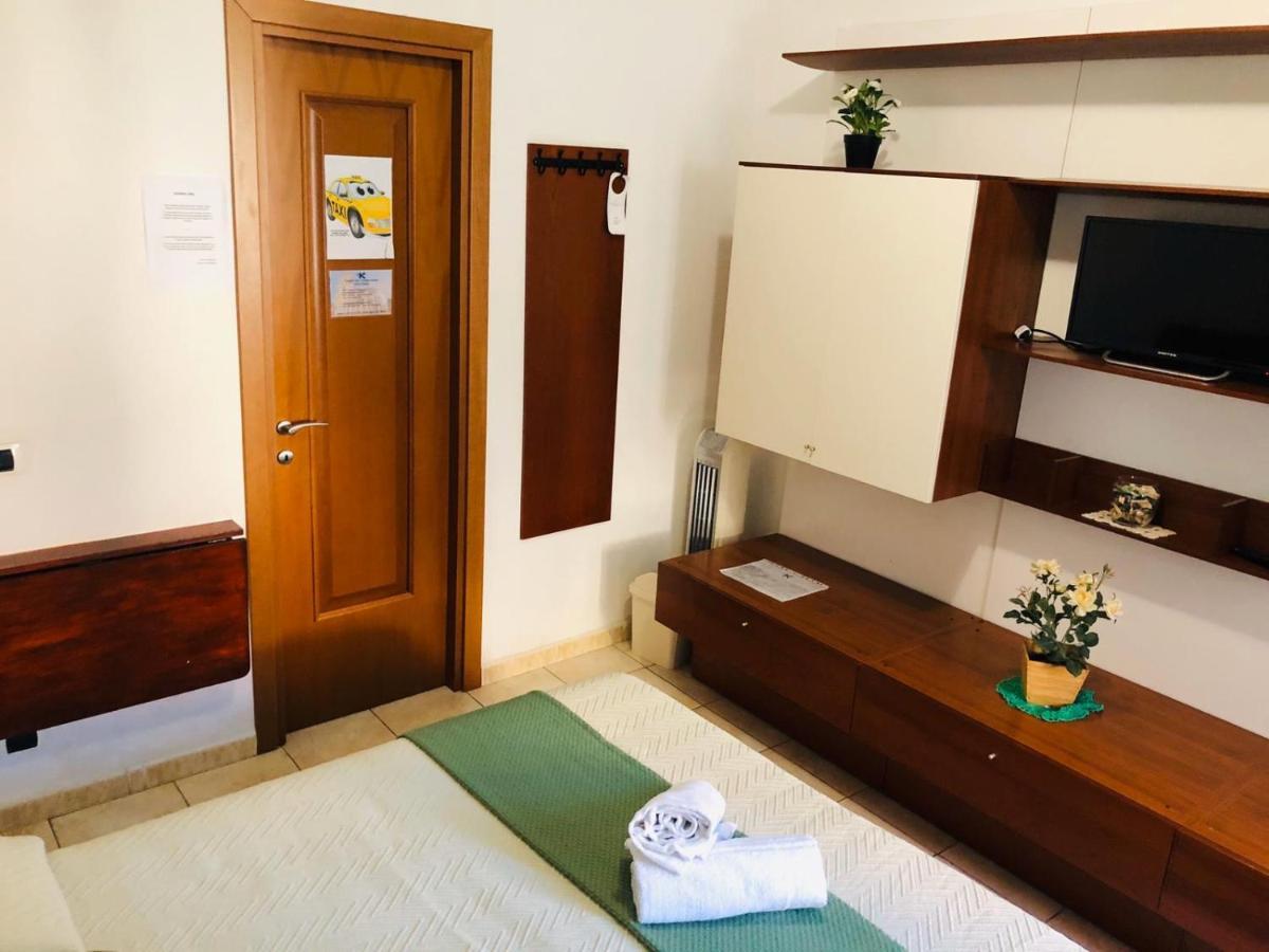 Kambal Inn Рим Екстериор снимка